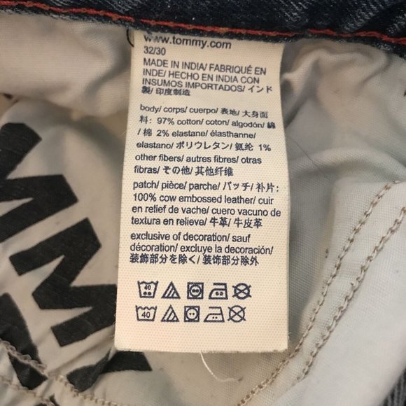Tommy Hilfiger Logo Jeans Rare Size 32/30, Tommy Hilfiger Spell-Out Jeans HTF - Picture 7 of 8